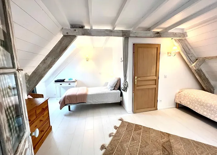 Bed & Breakfast Les Jardins Du Tot 3*